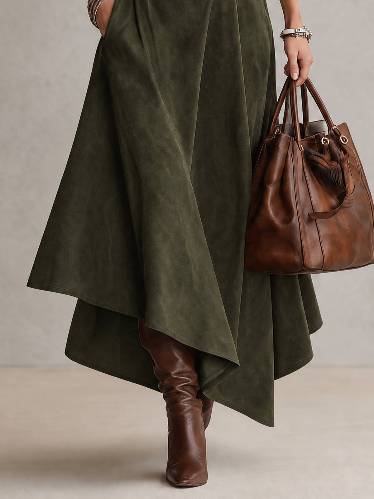 Adelisa | Completo Dolcevita e Gonna Asimmetrica, Verde Oliva