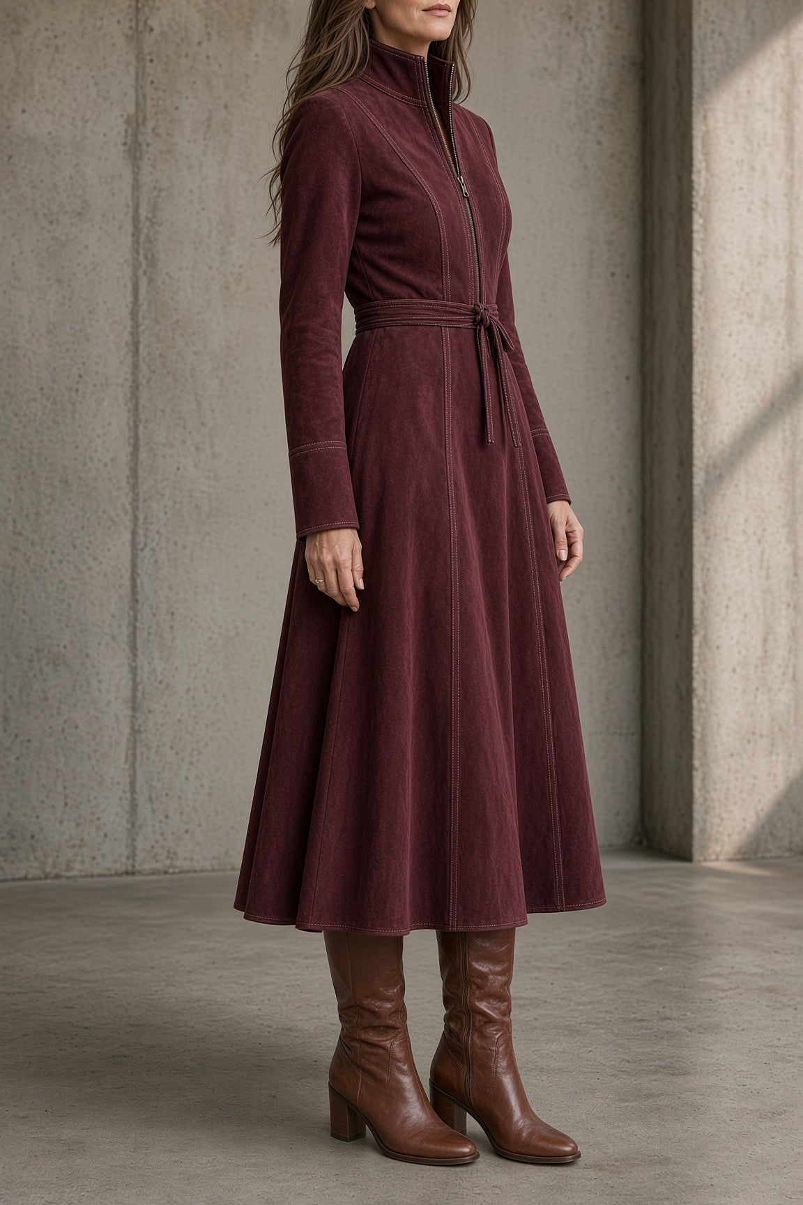 Ornella | Abito Midi con Collo Alto, Zip e Cintura