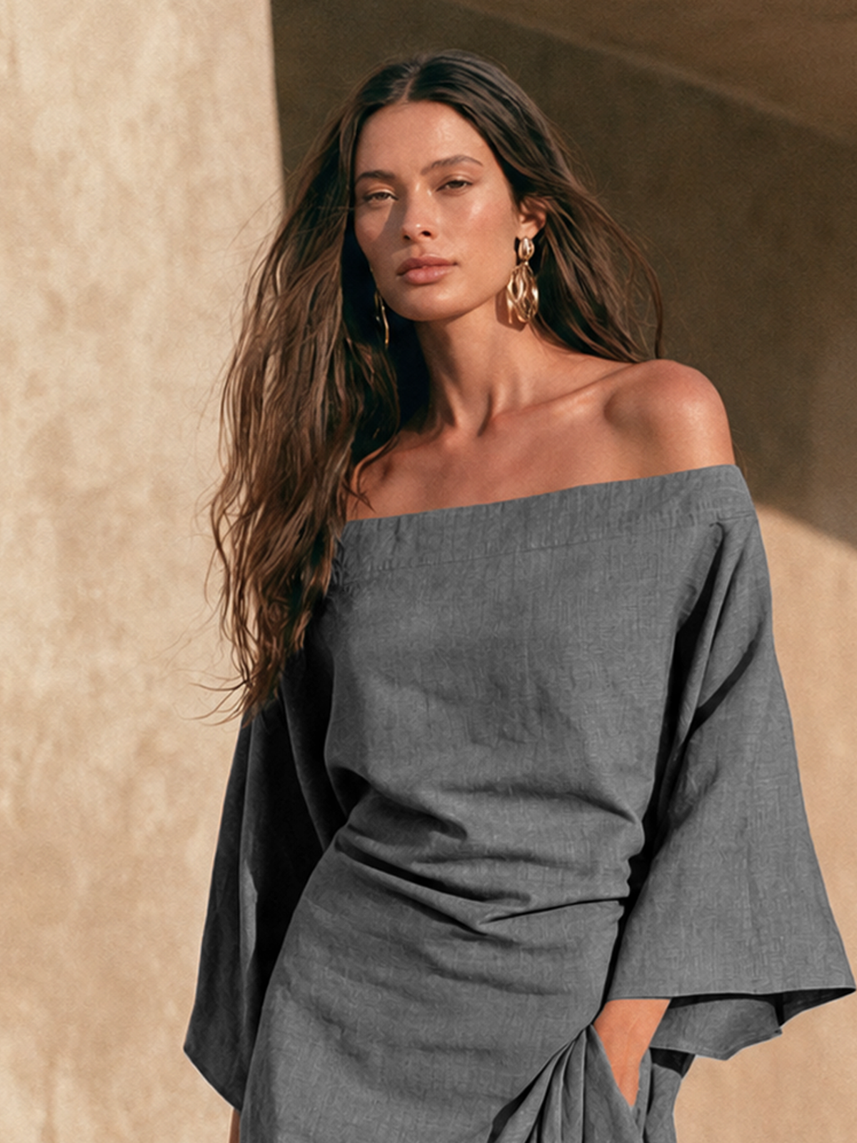 Evelina | Abito Maxi Minimal a Spalle Scoperte con Volant Asimmetrico, Grigio