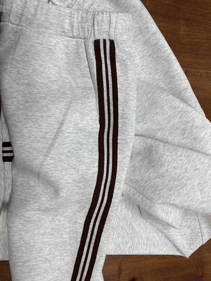 Marietta | Completo Coordinato con Mezza Zip e Righe Laterali a Contrasto