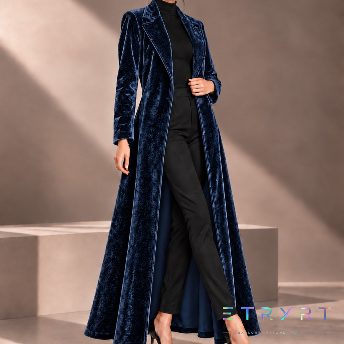 Beatrice | Cappotto Lungo Aperto in Velluto