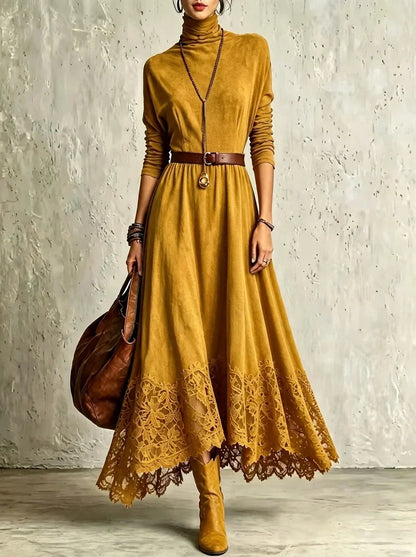 Bérengère | Abito Lungo Effetto Suede con Orlo in Pizzo