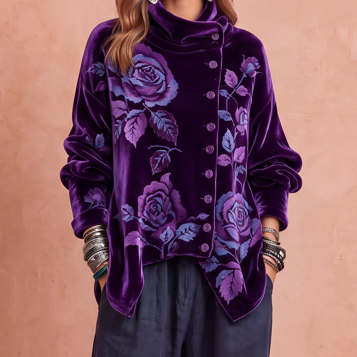 Roxane | Top in Velluto Viola con Rose e Collo Asimmetrico