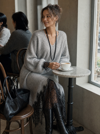 Solange | Abito Midi in Maglia con Scollo a V e Orlo in Pizzo