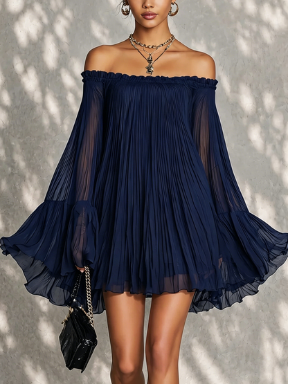 Alessia | Abito Mini Blu Navy a Maniche a Sbuffo e Spalle Scoperte