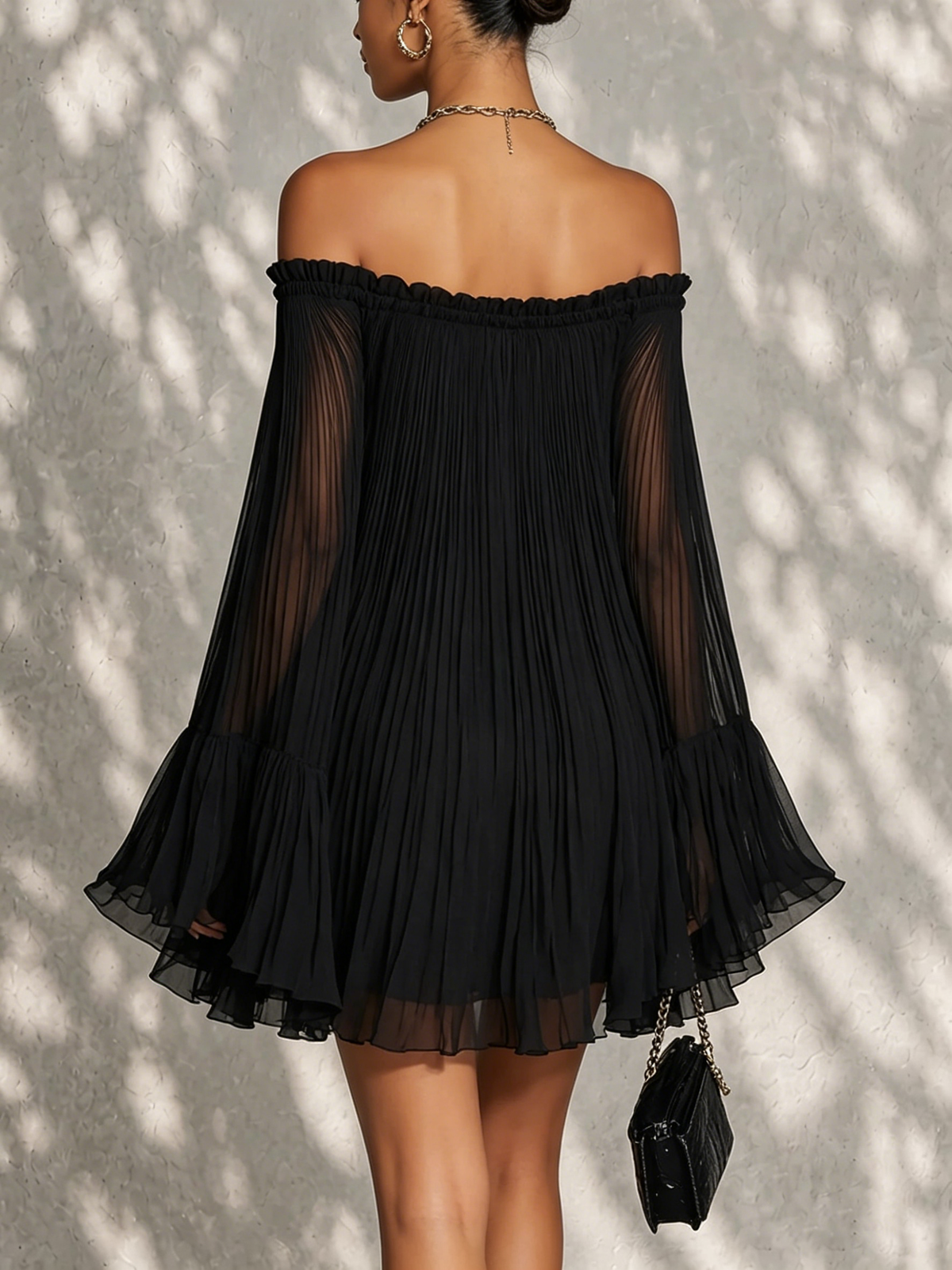 Camilla | Abito Mini Nero Spalle Scoperte