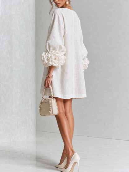 Chiara | Abito Mini in Misto Lino con Polsini a Rosa, Bianco
