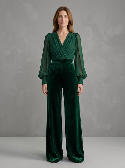 Bernadette — tuta verde bosco con maniche trasparenti e pantalone in velluto, vista frontale
