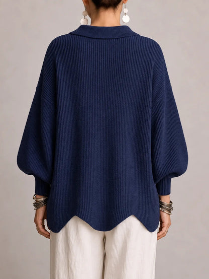 Cardigan blu navy a coste, vista posteriore con orlo smerlato