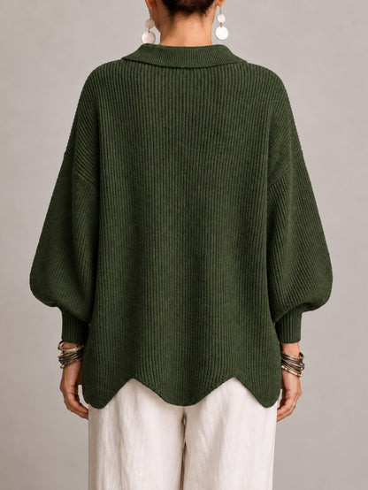 Cardigan verde oliva a coste, vista posteriore con orlo smerlato