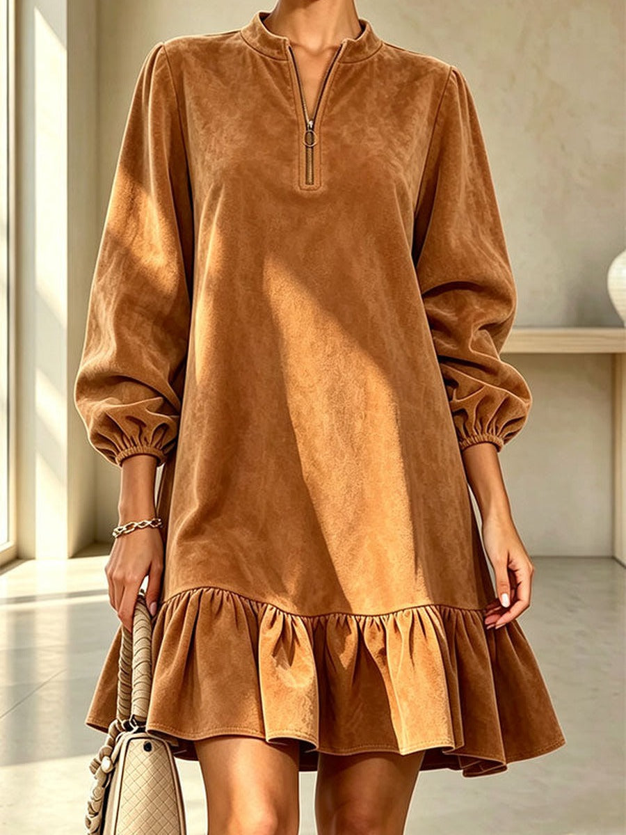 Crescenza, abito mini effetto suede con collo zip e orlo a volant, cognac