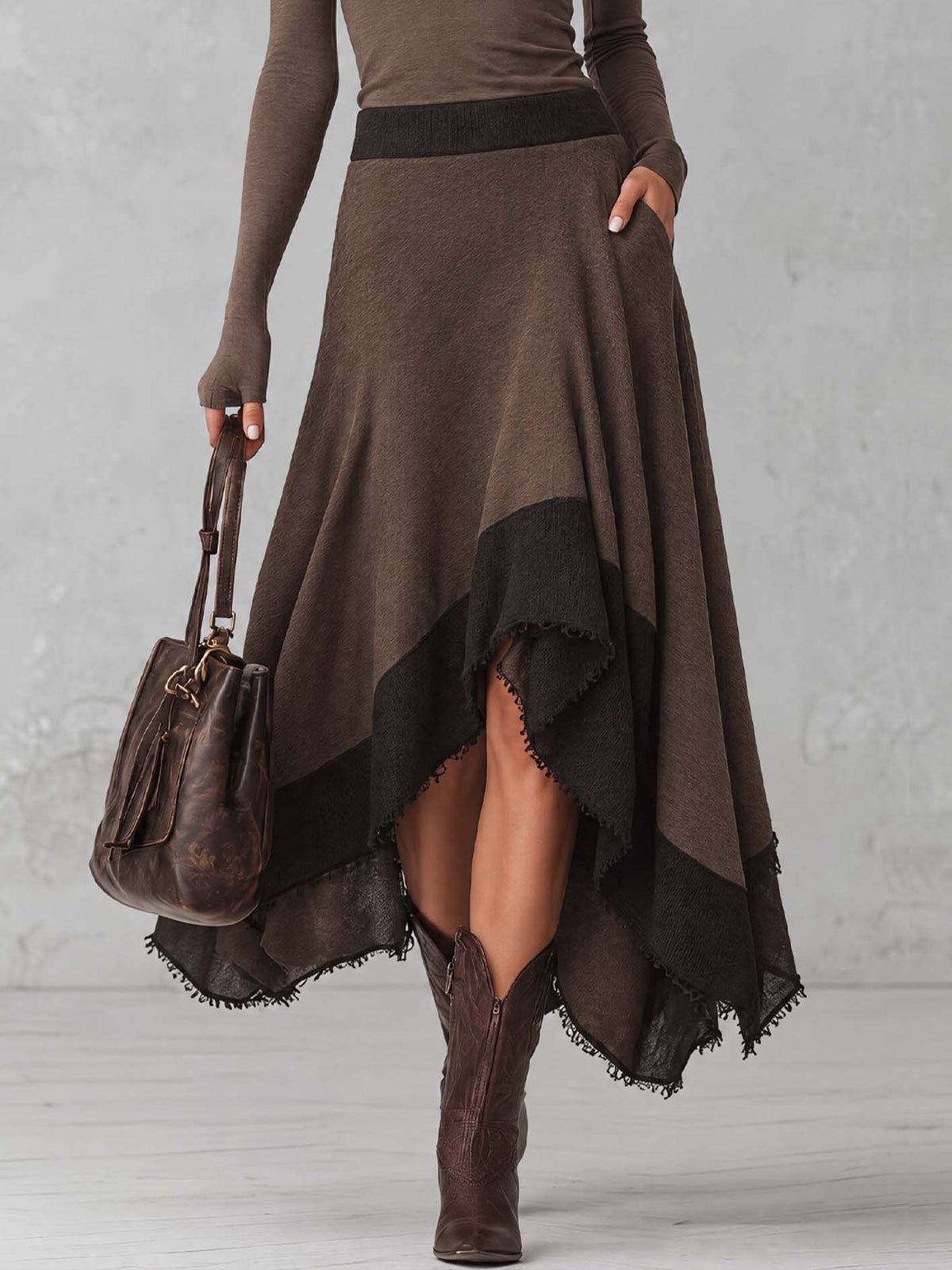 Ottavia | Completo Dolcevita e Gonna Asimmetrica Color Block, Cioccolato e Nero