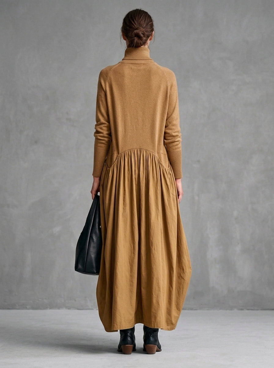 Ernestina — abito maxi oversize color cammello, vista posteriore