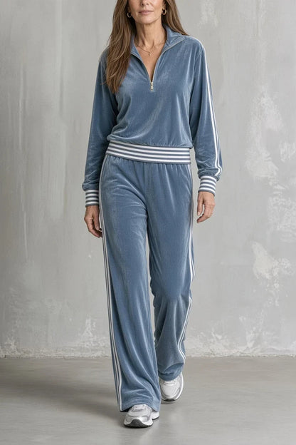 Mila | Completo in Velluto con Mezza Zip e Righe