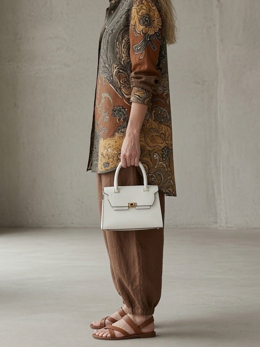 Calliope, completo camicia stampata a volute e pantalone alla turca, marrone