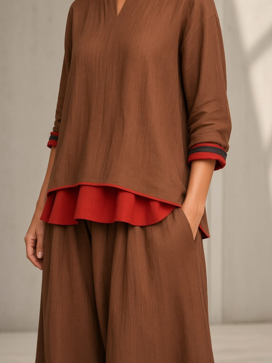 Vittorina, completo con blusa coreana e pantalone ampio a contrasto rosso, ruggine, dettaglio