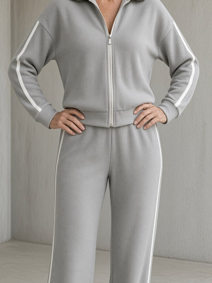 Wilma, completo con felpa a zip e pantalone ampio a bande, grigio, dettaglio