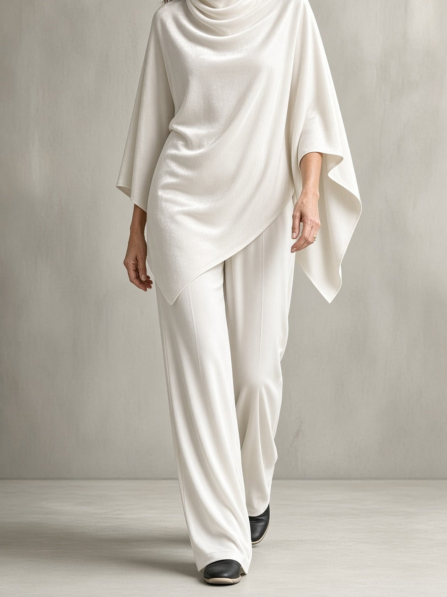 Costanzia, completo con poncho a collo drappeggiato e pantalone, bianco