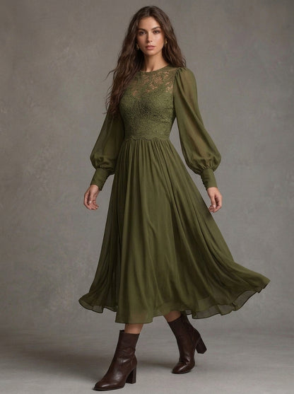 Ifigenia — abito midi in chiffon verde oliva, figura intera in movimento
