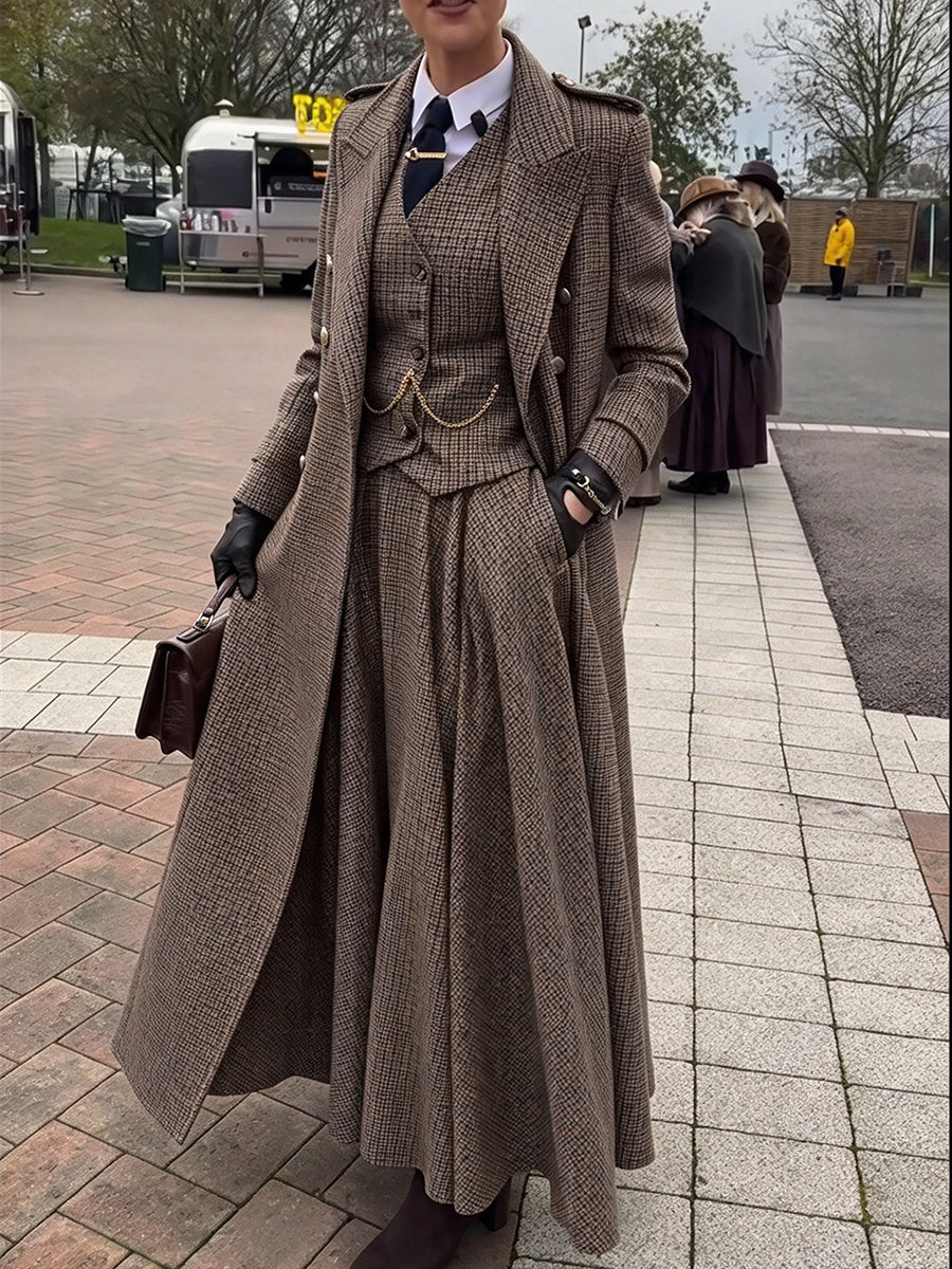 Grazia | Cappotto Lungo a Quadri con Collo a Revers