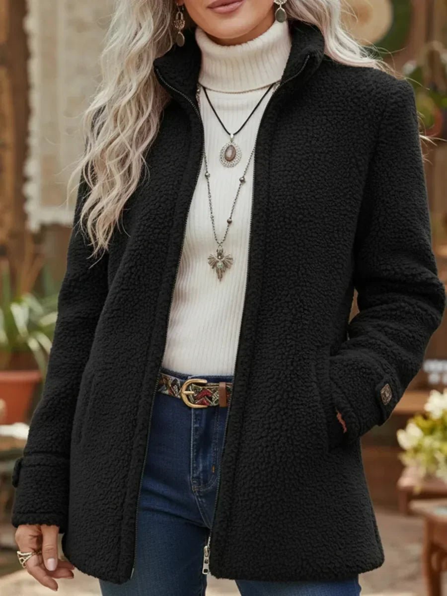 Patrizia — Cappotto Effetto Peluche con Collo Alto e Zip